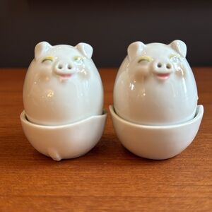 Cute vintage Pig Ceramic Egg Holders and salt pepper shakers